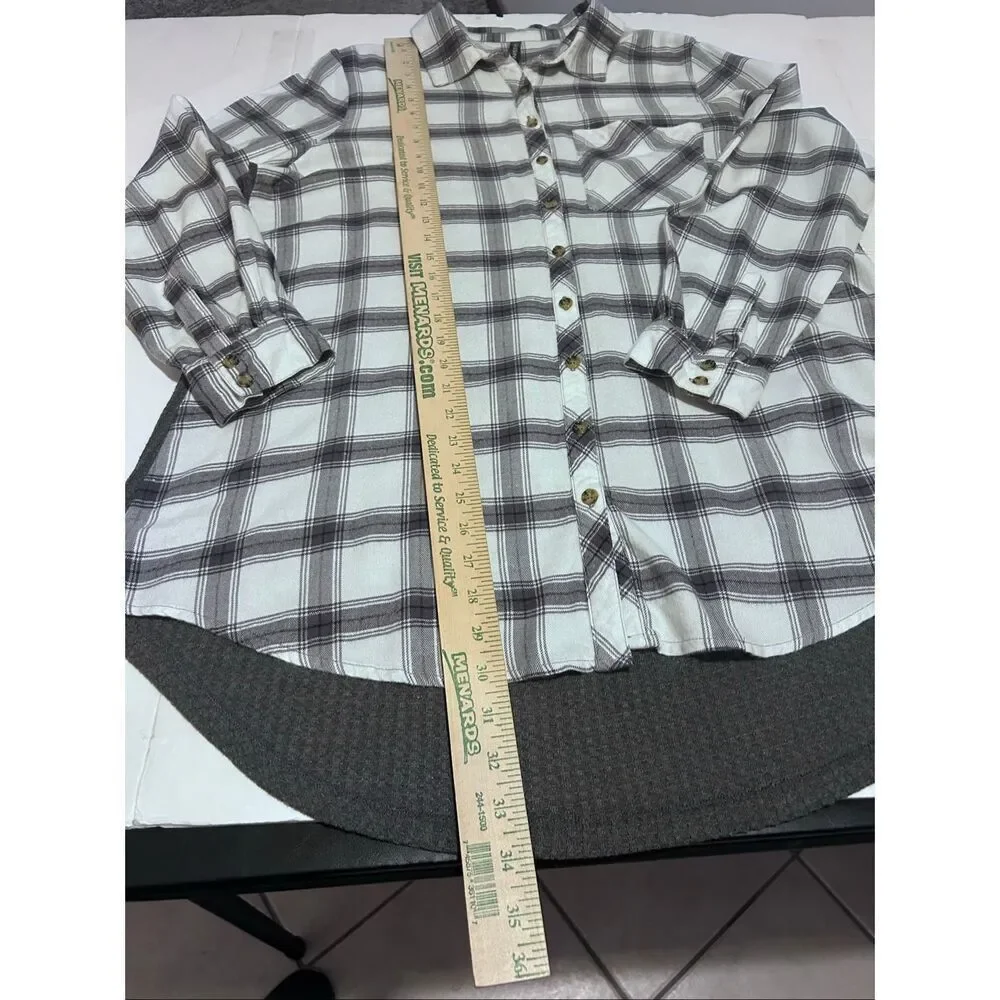 Massini Women’s Gray White Button Down Flannel Waffle Knit Back Size 1X